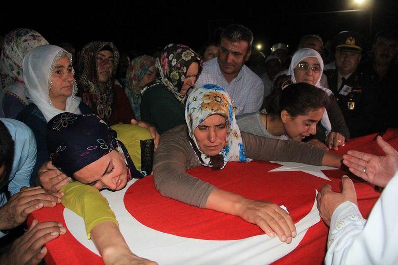 Adıyaman'da şehit Medet Mat toprağa verildi