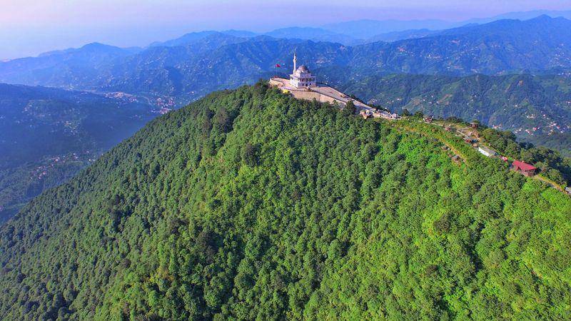 Kıble Dağı Camisi'nin inşaatı tamamlandı