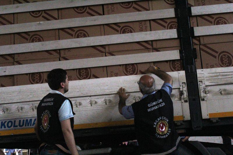 Tarihin en büyük kaçak sigara operasyonu yapıldı