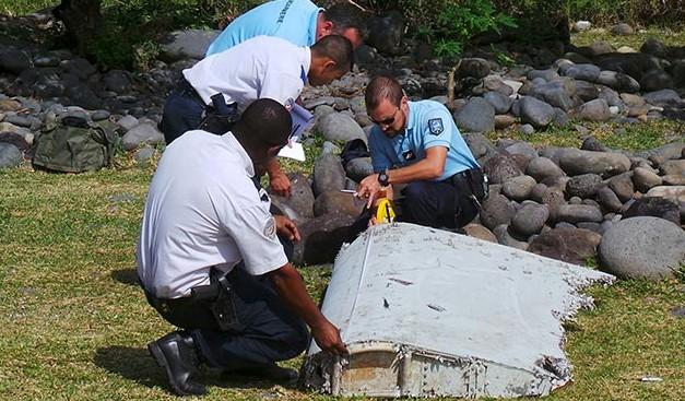 Hint Okyanusu'nda bulunan parça Malezya uçağına ait
