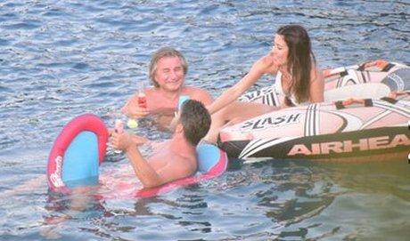 Beyazıt Öztürk sevgilisiyle görüntülendi