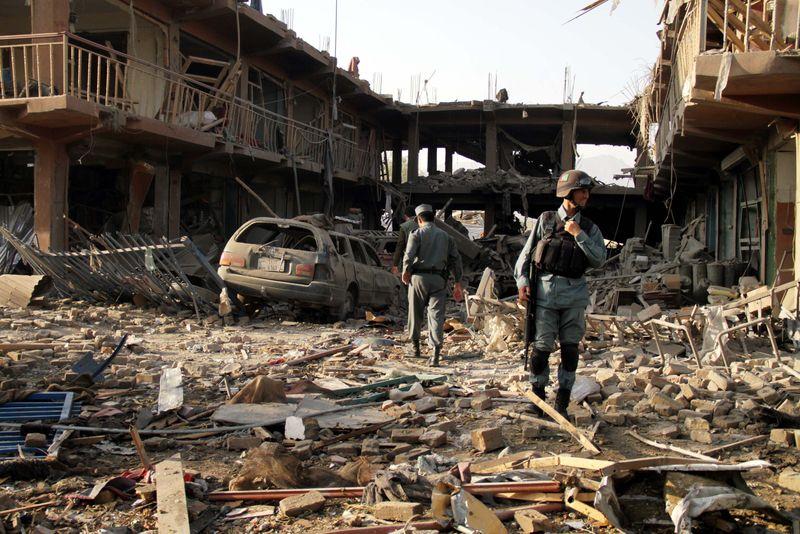 Afganistan'da intihar saldırısı: 22 ölü