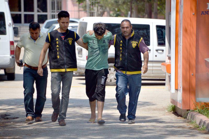 Adana'da kasa hırsızları yakalandı