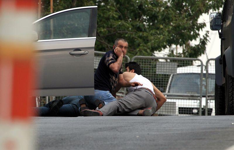 Sultanbeyli'deki saldırıda gazeteciler de hedef oldu