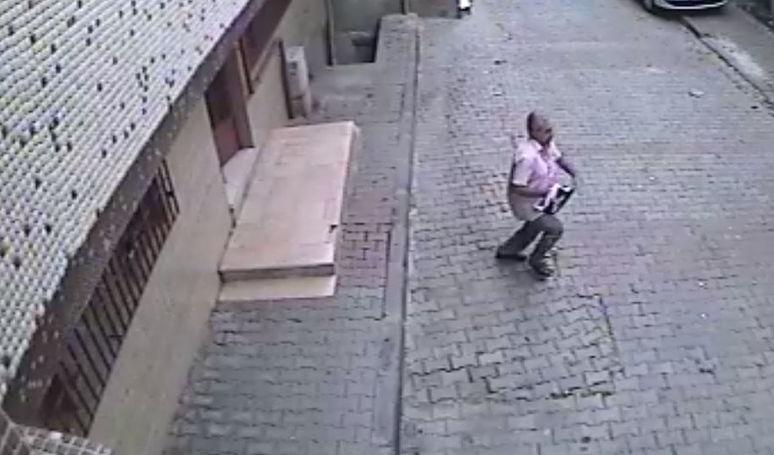 Zeytinburnu’ndaki silahlı saldırı kameralara yansıdı