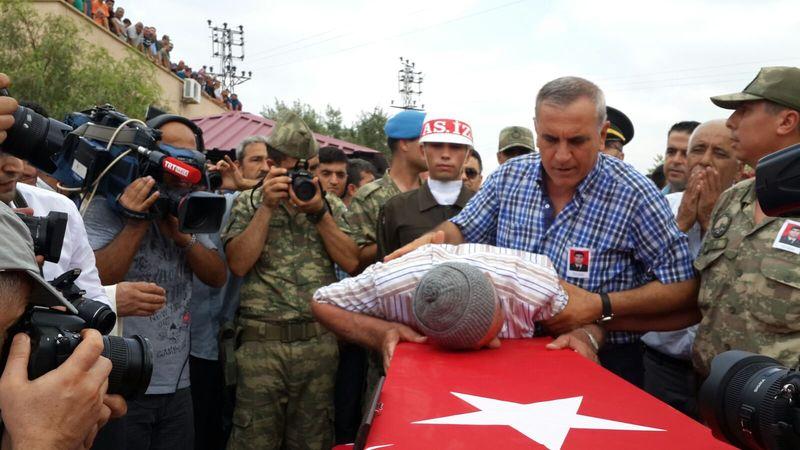 Osmaniye şehidi toprağa verildi