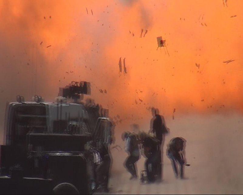 Batman-Diyarbakır yolunda bomba yüklü araç patlatıldı