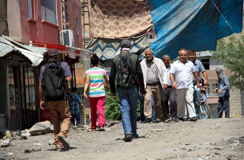 Diyarbakır Silvan'da terör örgütü operasyonu