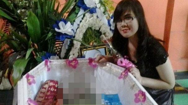 Ölülerle selfie akımı başladı