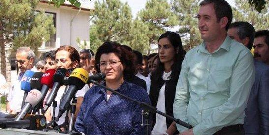 Emine Ayna'dan özerklik itirafı