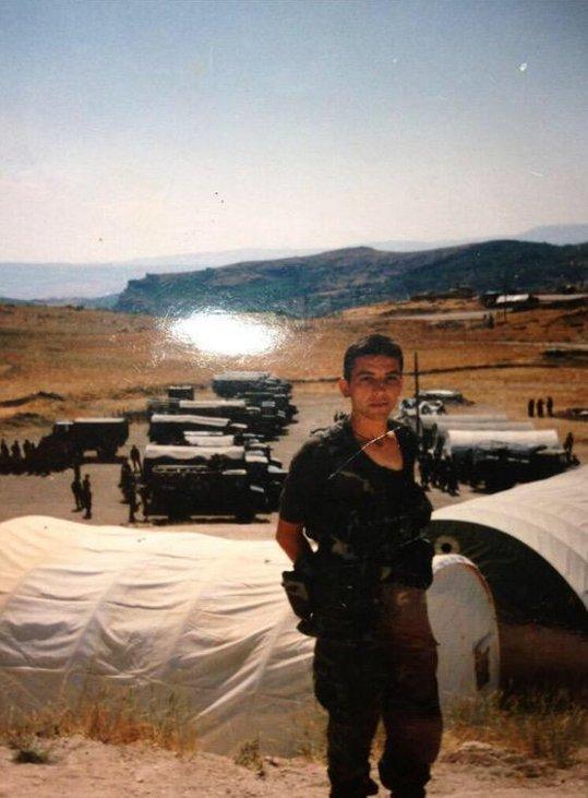 Nihat Doğan askerlik fotoğrafını paylaştı