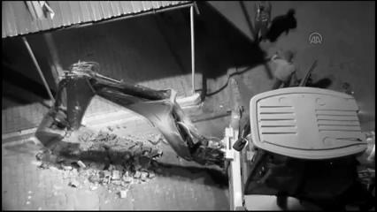 PKK'lıların iş makinesiyle zarar verdiği görüntüler