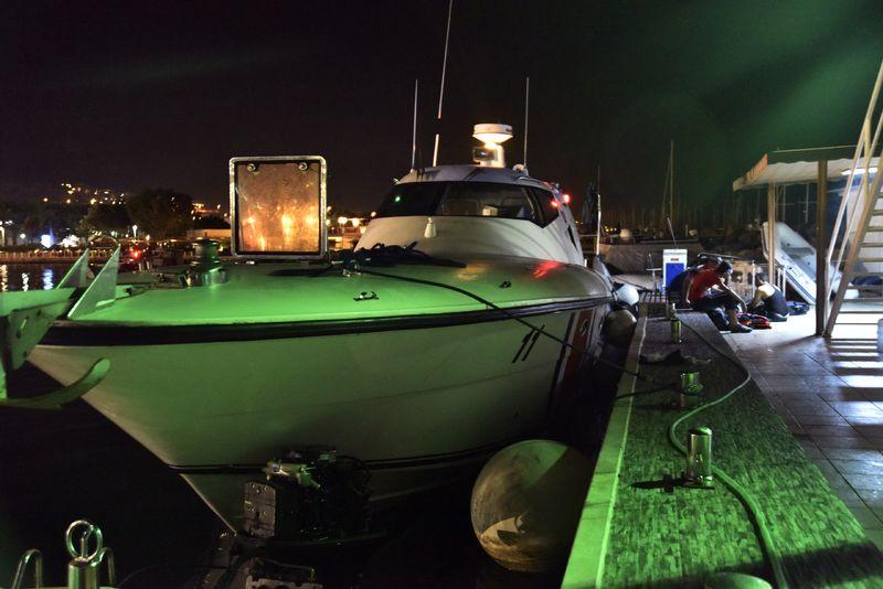 Bodrum'da kaçakları taşıyan tekne battı:1 ölü