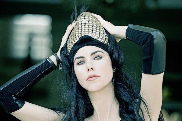 Defne Samyeli Kurtlar Vadisi için hazır