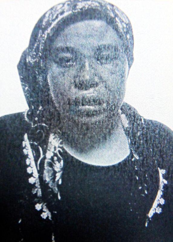 Kendisini döven kocasını uyurken öldürdü