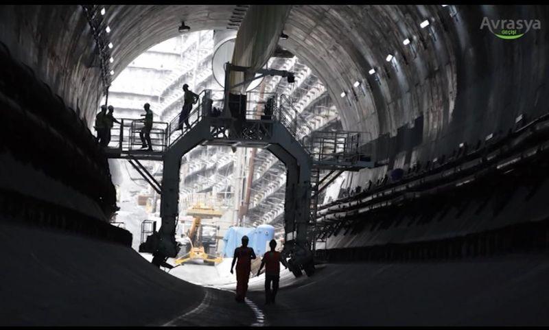 Asya ve Avrupa Avrasya Tüneli'yle birbirine bağlandı