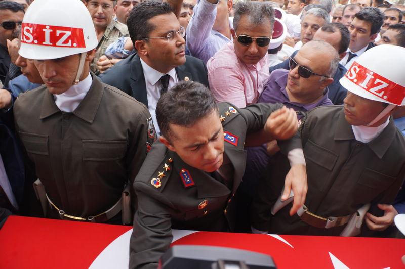 Şehit Yüzbaşı Alkan son yolculuğuna uğurlandı