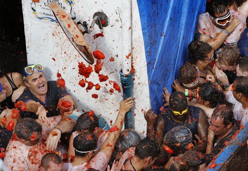 İspanya'da domates savaşı düzenlendi