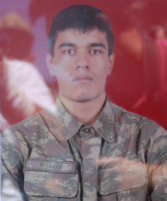 111 yaşındaki nine torunun şehit haberine dayanamadı