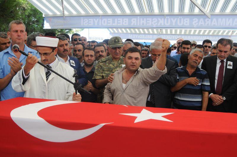 Diyarbakır şehidine memleketinde son görev