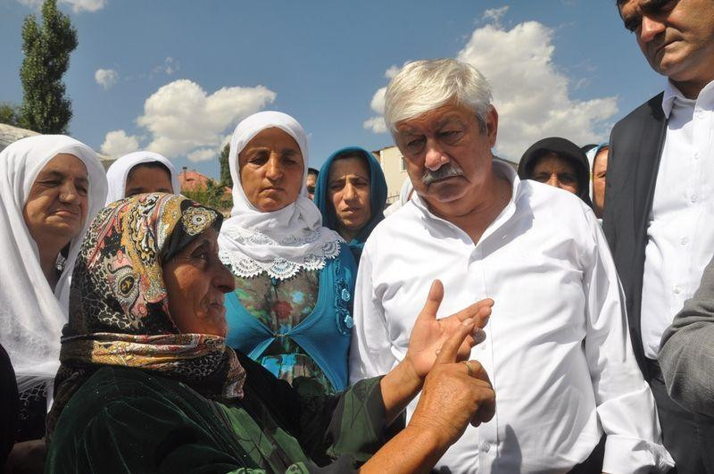 CHP heyeti Hakkari Yüksekova'da