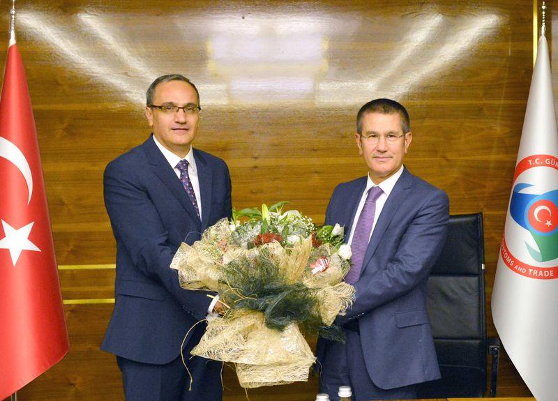 Gümrük ve Ticaret Bakanlığında devir-teslim