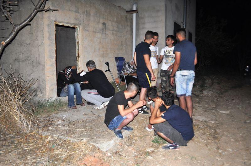 Suriyeli sığınmacıları bekçi kurtardı