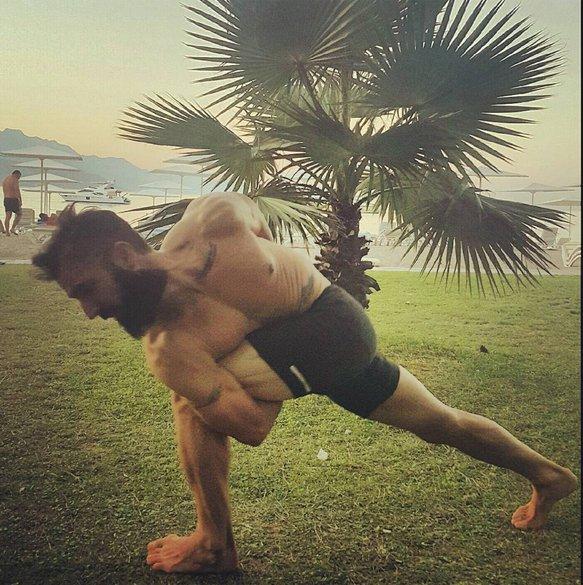 Lastik adam Harun Tan