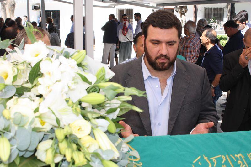 Osmanlı şehzadesinin annesi son yolculuğuna uğurlandı