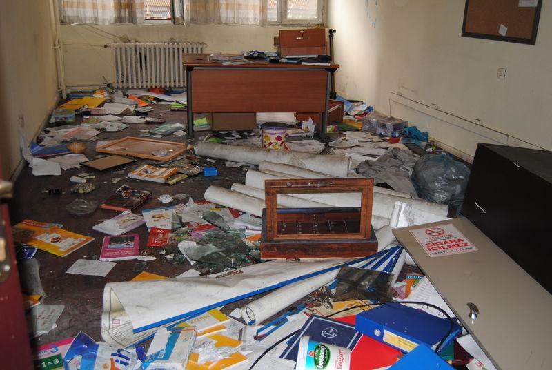 Doğu'da öğretmenler formalite evlilik yapıyor