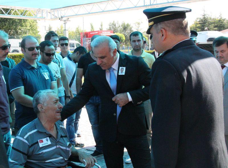 Şehit polis Savaş Kale için Elazığ'da tören düzenlendi