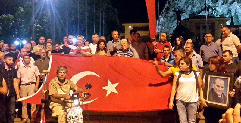 Yurt genelinde teröre tepki gösterileri düzenlendi