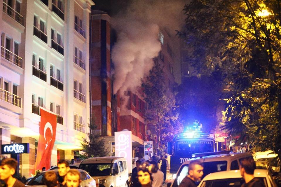 Teröre tepki gösterileri büyüyor