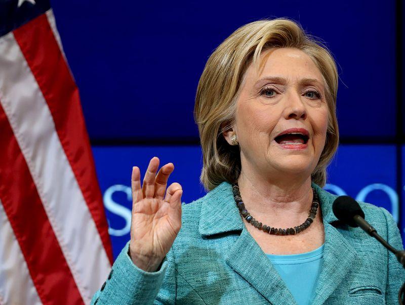 Hillary Clinton'dan seçim vaatleri