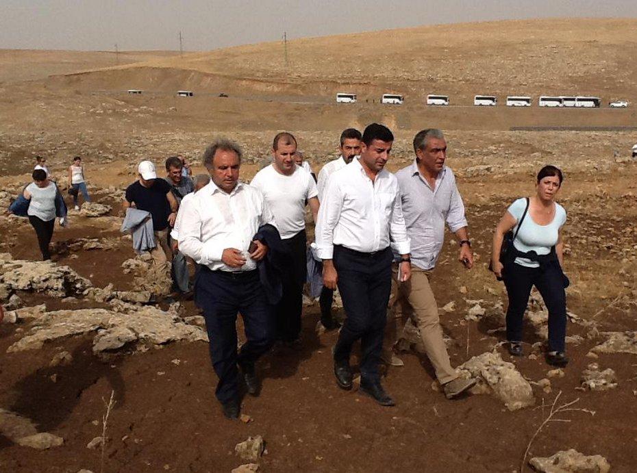 HDP heyetinin İdil'den geçişine izin verilmedi