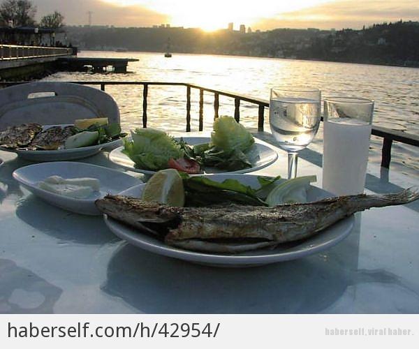 Türkiye'de solcu olmak çok kolay