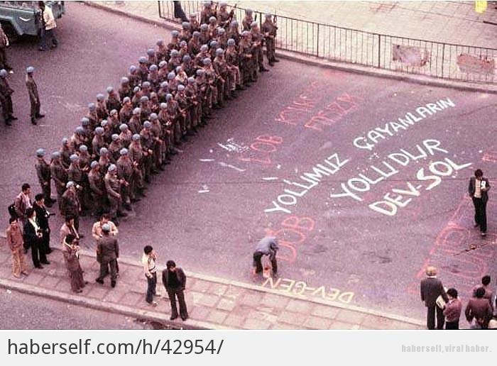 Türkiye'de solcu olmak çok kolay