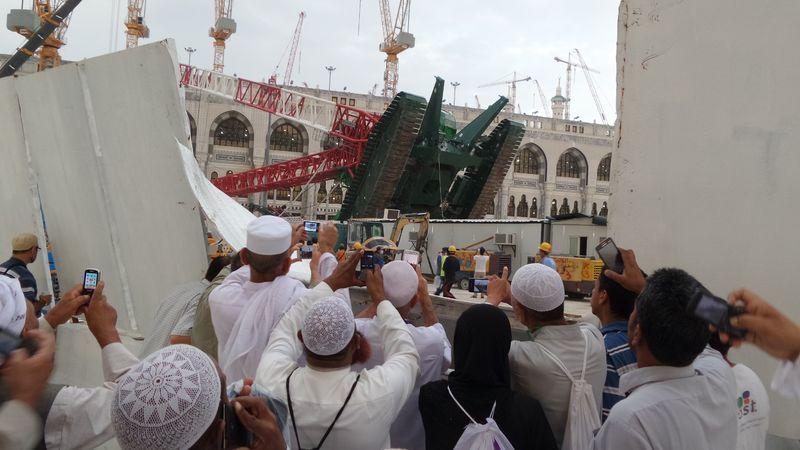 İnşaat şirketi Kabe'de devrilen vinçle ilgili takdir-i ilahi dedi
