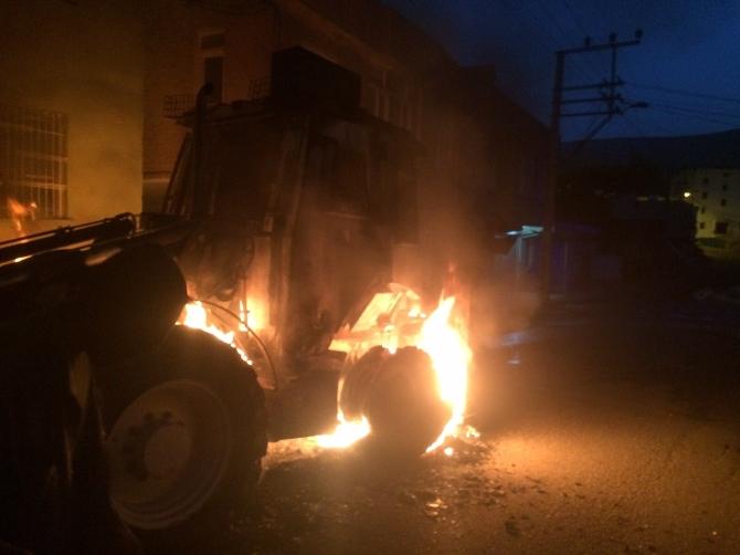 Diyarbakır'da polise roketli saldırı: 1 şehit