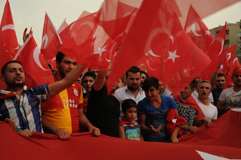 Mardin'de PKK protesto edildi