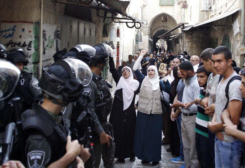 İsrail askerleri Mescid-i Aksa'dan çekildi