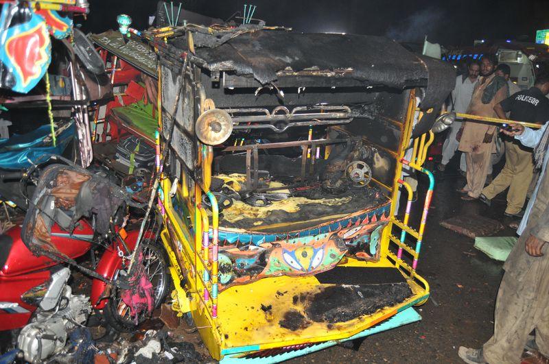 Pakistan'da patlama: 10 ölü