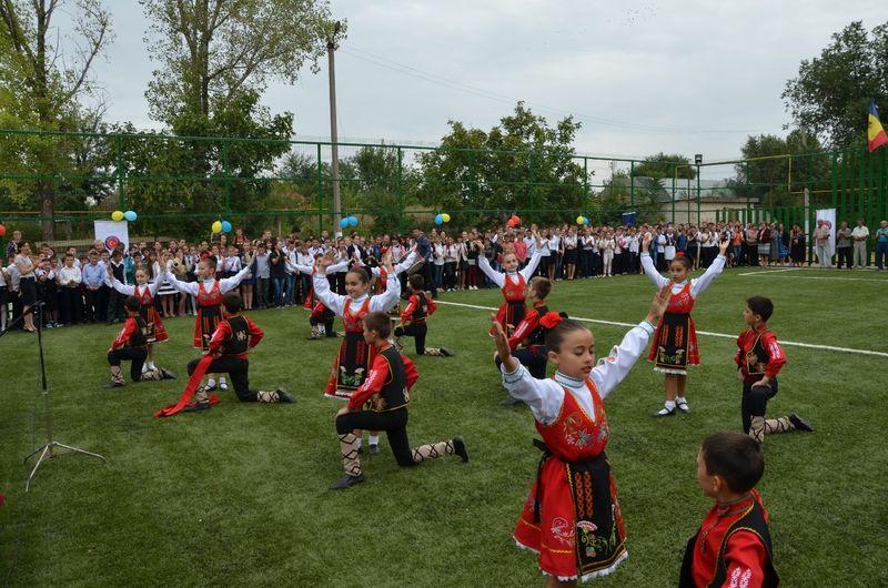 TİKA'dan Moldova'ya futbol sahası