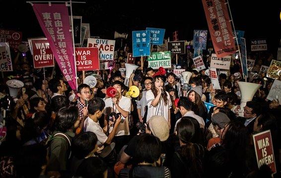 Japon ordusuna savaş yetkisi Parlamento'yu karıştırdı