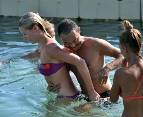 Serdar Ortaç: Paralarım karıma feda olsun