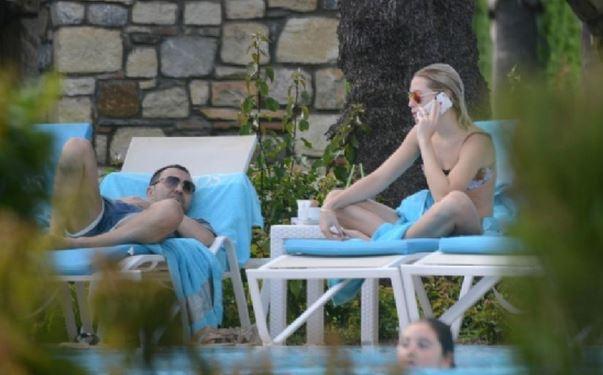 Serdar Ortaç: Paralarım karıma feda olsun