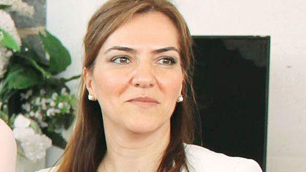 Bahçeli Meral'i çizdi onları çekti