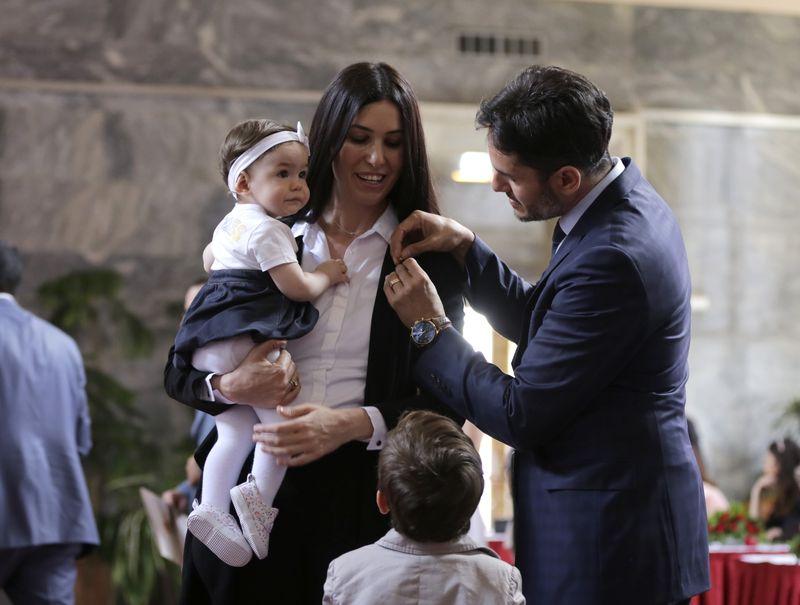 Karaaslan: Erdoğan kulağına bebeğimin ismini okudu