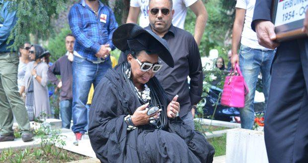 Bülent Ersoy: Ben geldim Vehbi