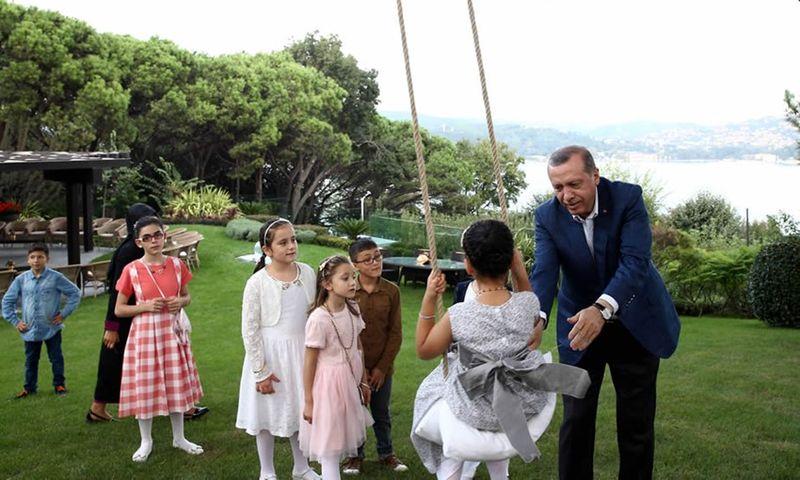 Erdoğan'dan şehit çocuklarına bayram sürprizi